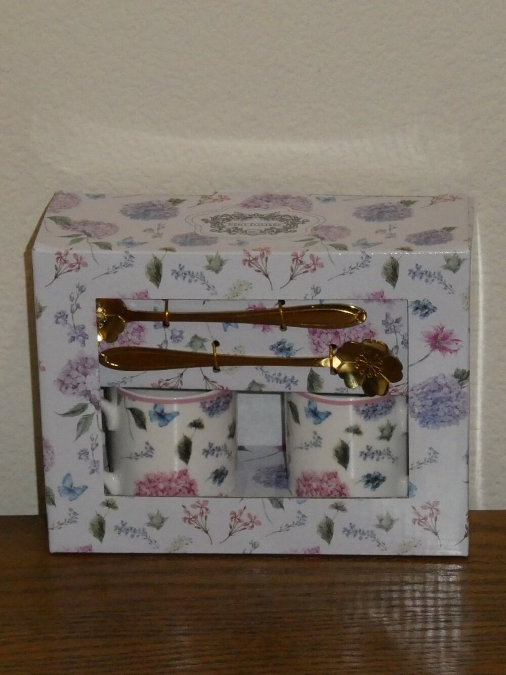 Kent Pottery Floral Espresso / Demitasse Cups & Gold Tone Spoons Gift Boxed NEW